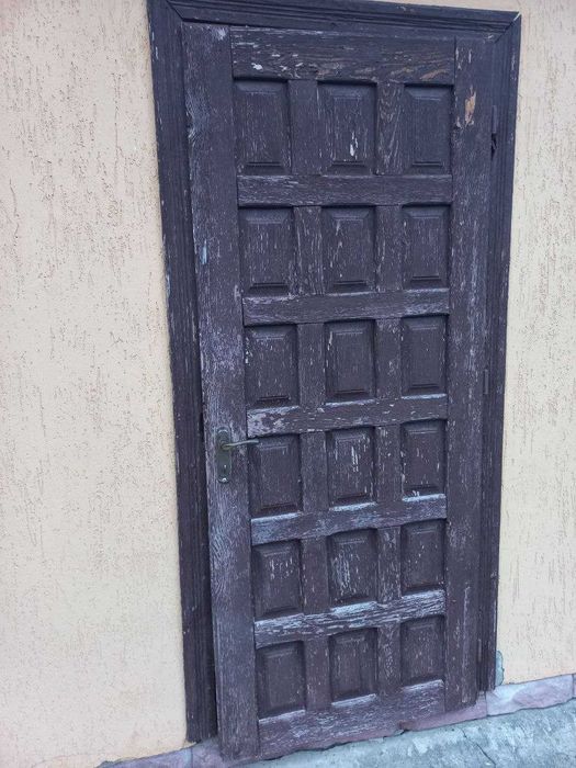 Продам двері соснові