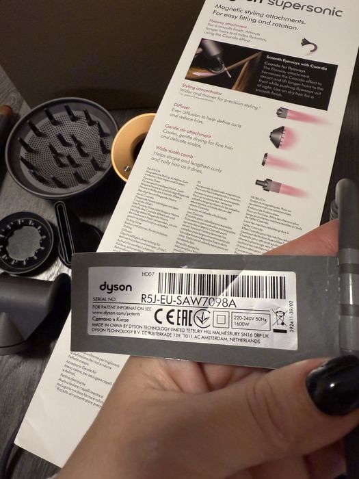 Dyson supersonic дайсон фен диффузор укладка выпрямление Коанда локоны