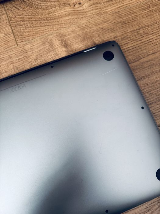 Apple MacBook Air 13” 2019 - Oferta da capa verde