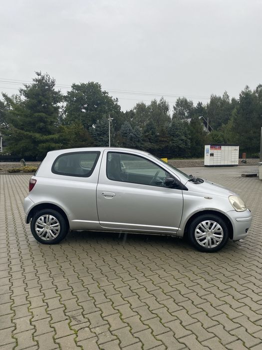 Toyota Yaris 1.0 benzyna niskie spalanie