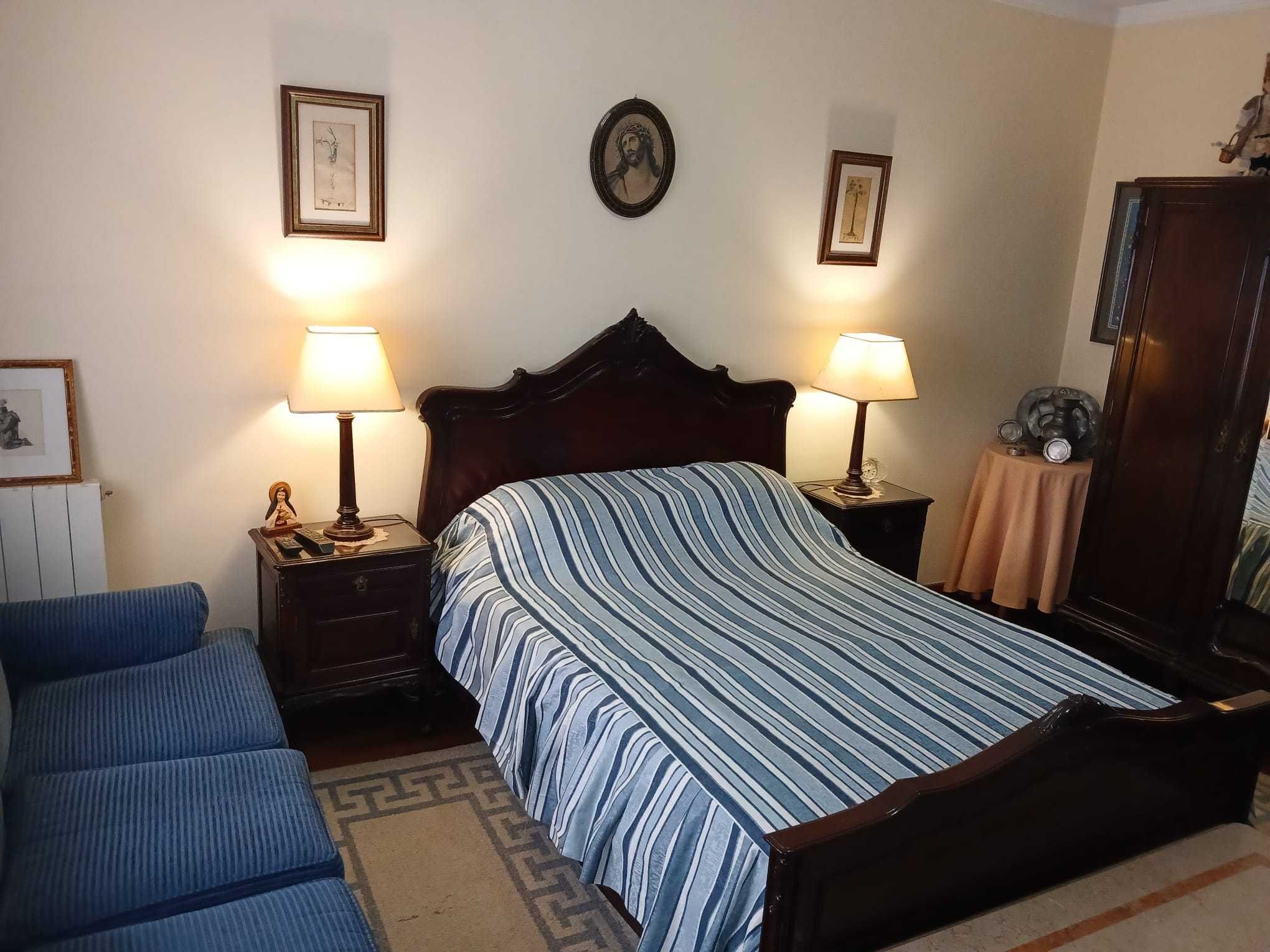 Suite 38m2 perto do Arrabida Shopping