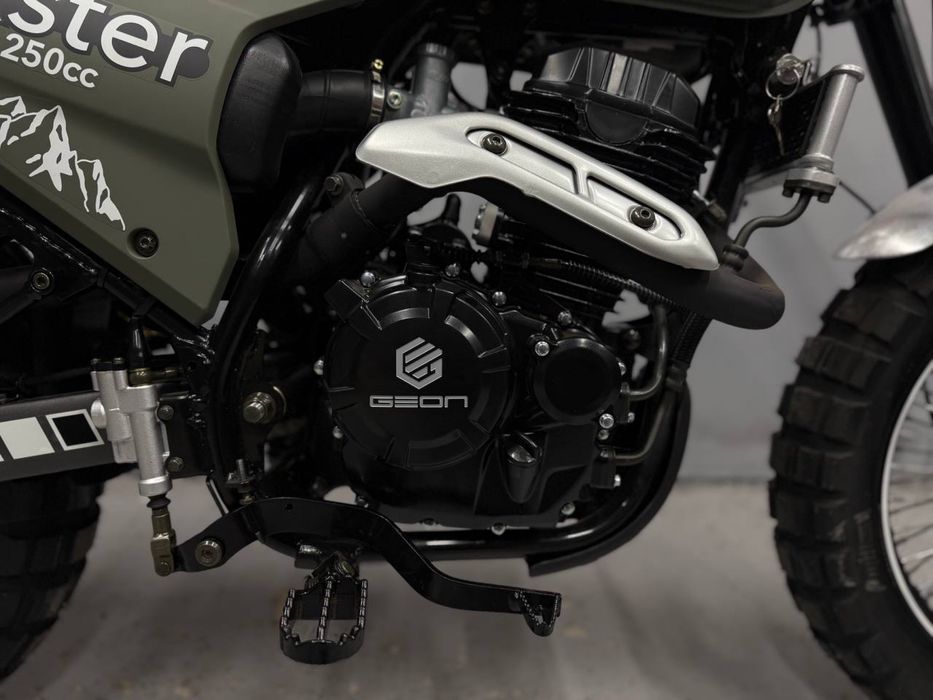 Мотоцикл GEON Rockster 250 FE On-road