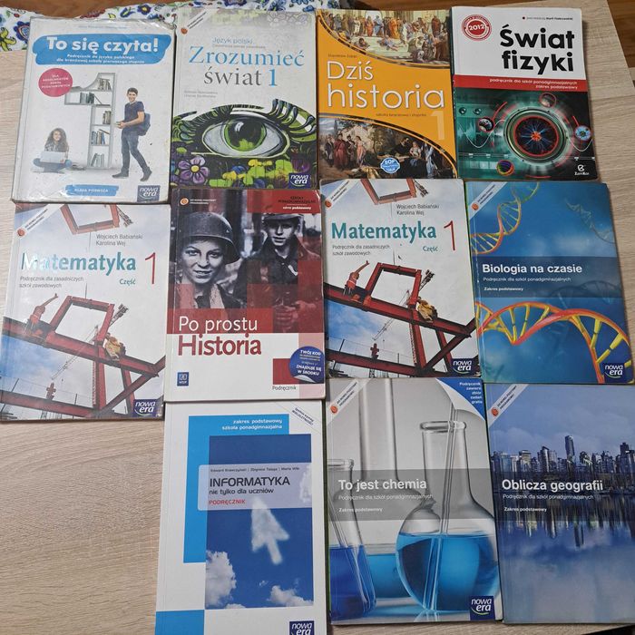 Komplet podręczników tylko 100 zł