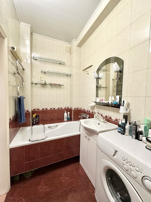 Вільна! Кімната у 2-кімн квартирі по пр.Соборному