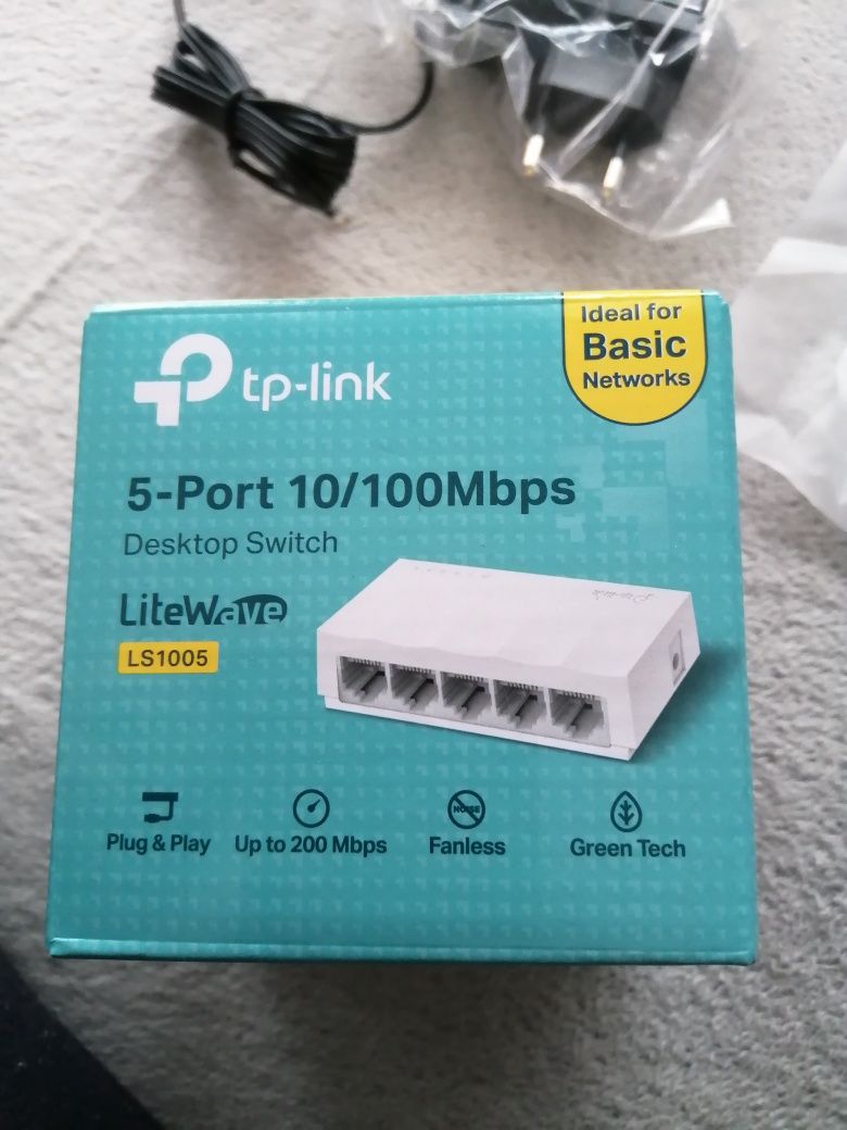 Switch tp-link 5-port 10/100Mbps