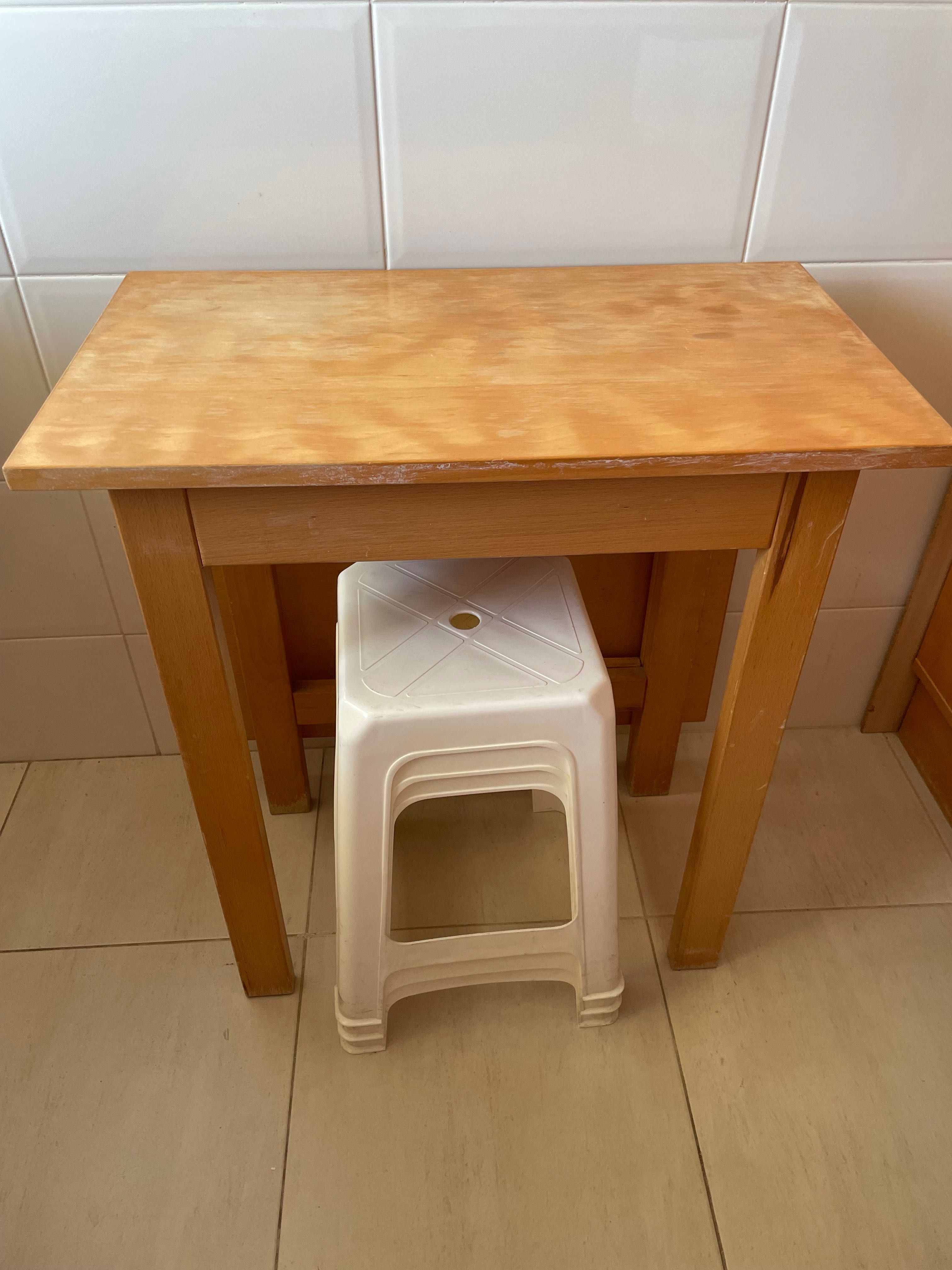 Mesa de Madeira Extensivel