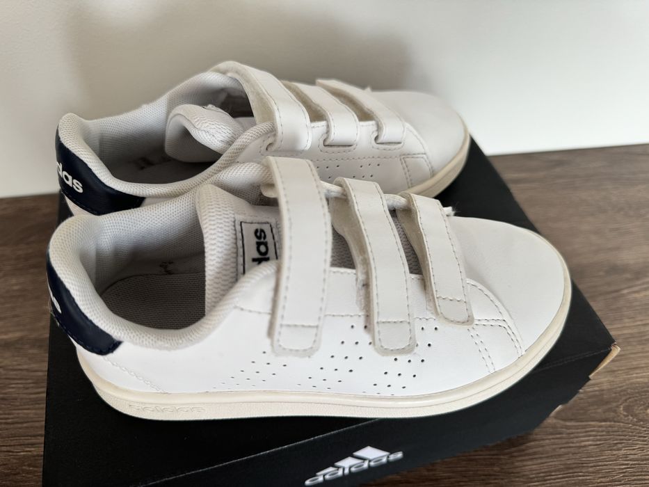 Кросівки, оригінал, в гарному стані, шкіра, 29, adidas