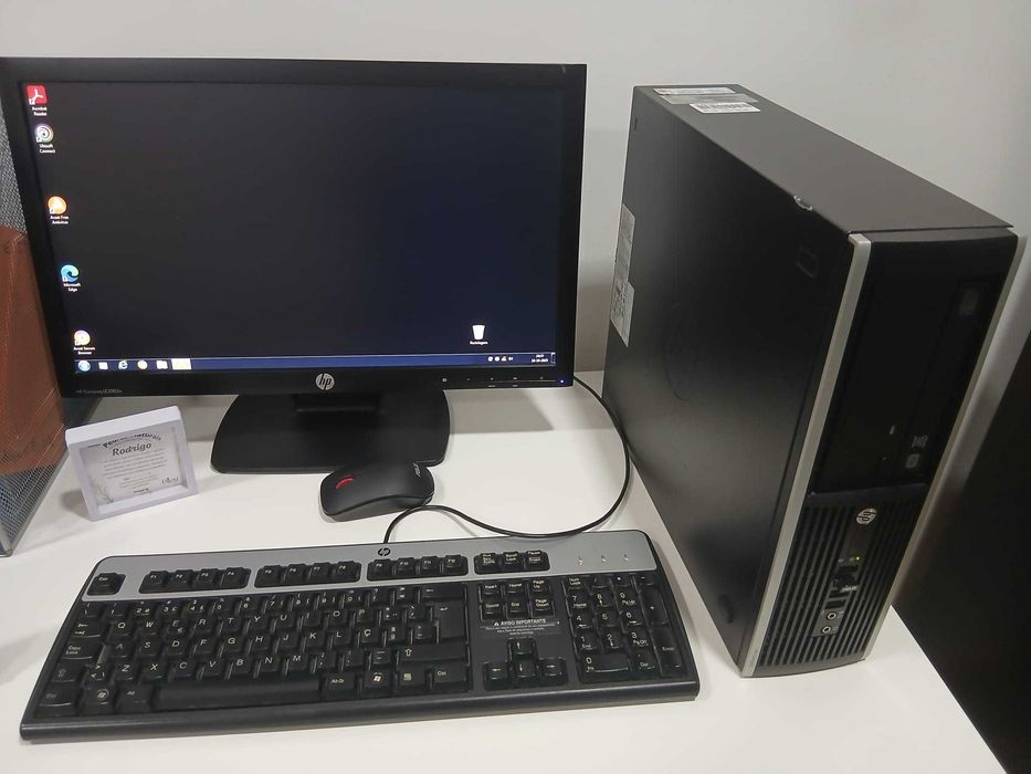 Computador de secretária