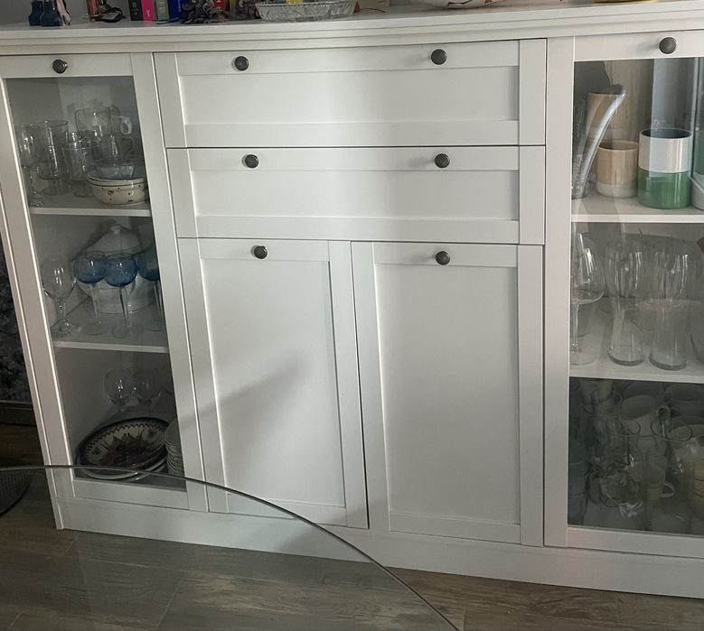 Witrynka biała ikea