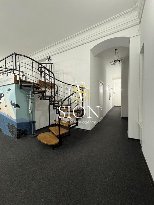 Продаж офісу 123 м2, Печерськ, Липки, Грушевського 16, навпроти ВР