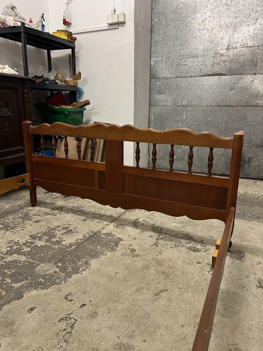 Stylowe drewniane łóżko/Raty