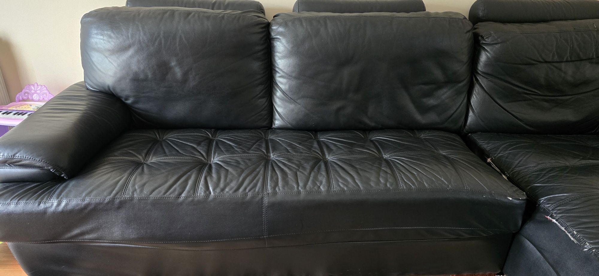 Sofá com chaise long