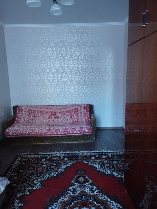 Диван безкоштовно