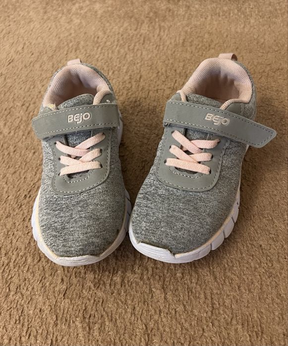 Adidasy Bejo materiałowe rozmiar 27