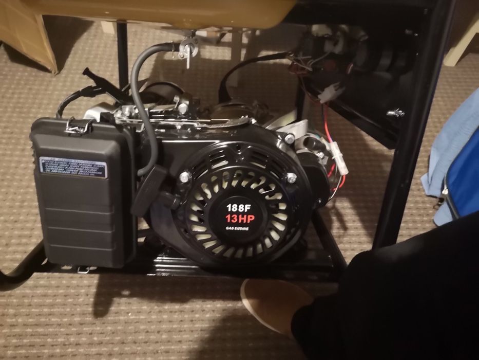 Генератор 2-2.6кВт