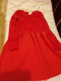 czerwona sukienka dla dziewczynki z koronka