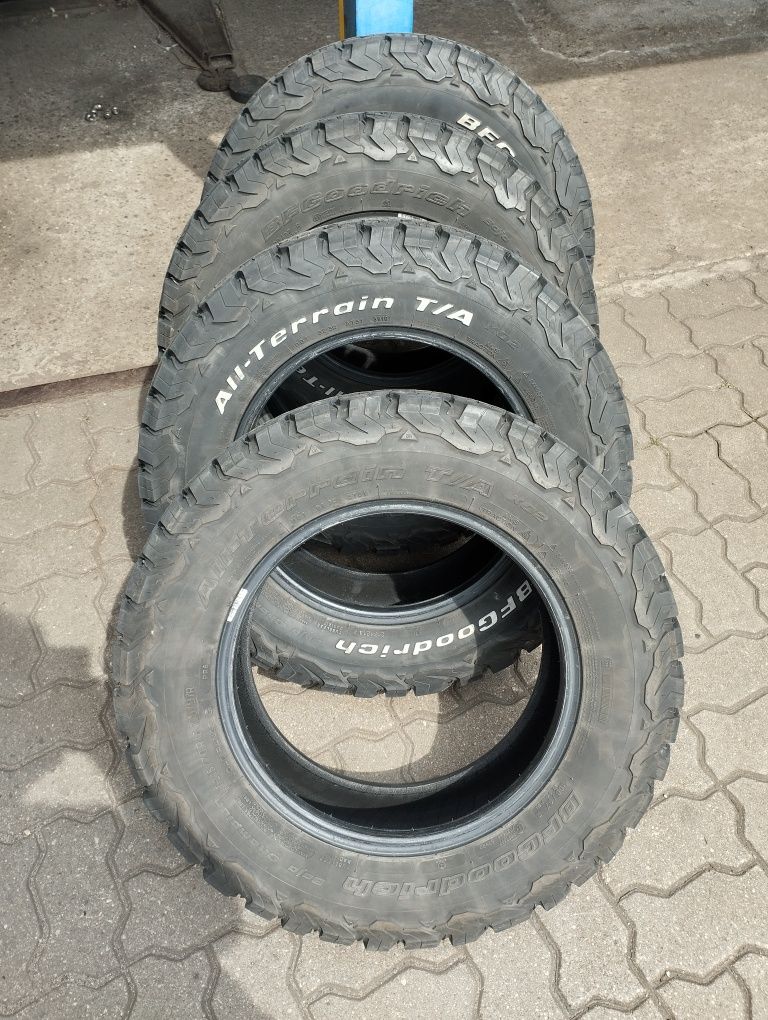 BFGoodrich 215/70r16 All-Terain T/A KO2