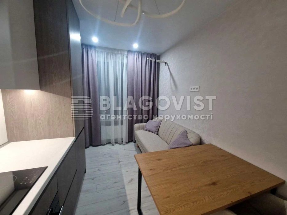 Продаж 1 кімнатної квартири Академіка Заболотного Голосіївський район