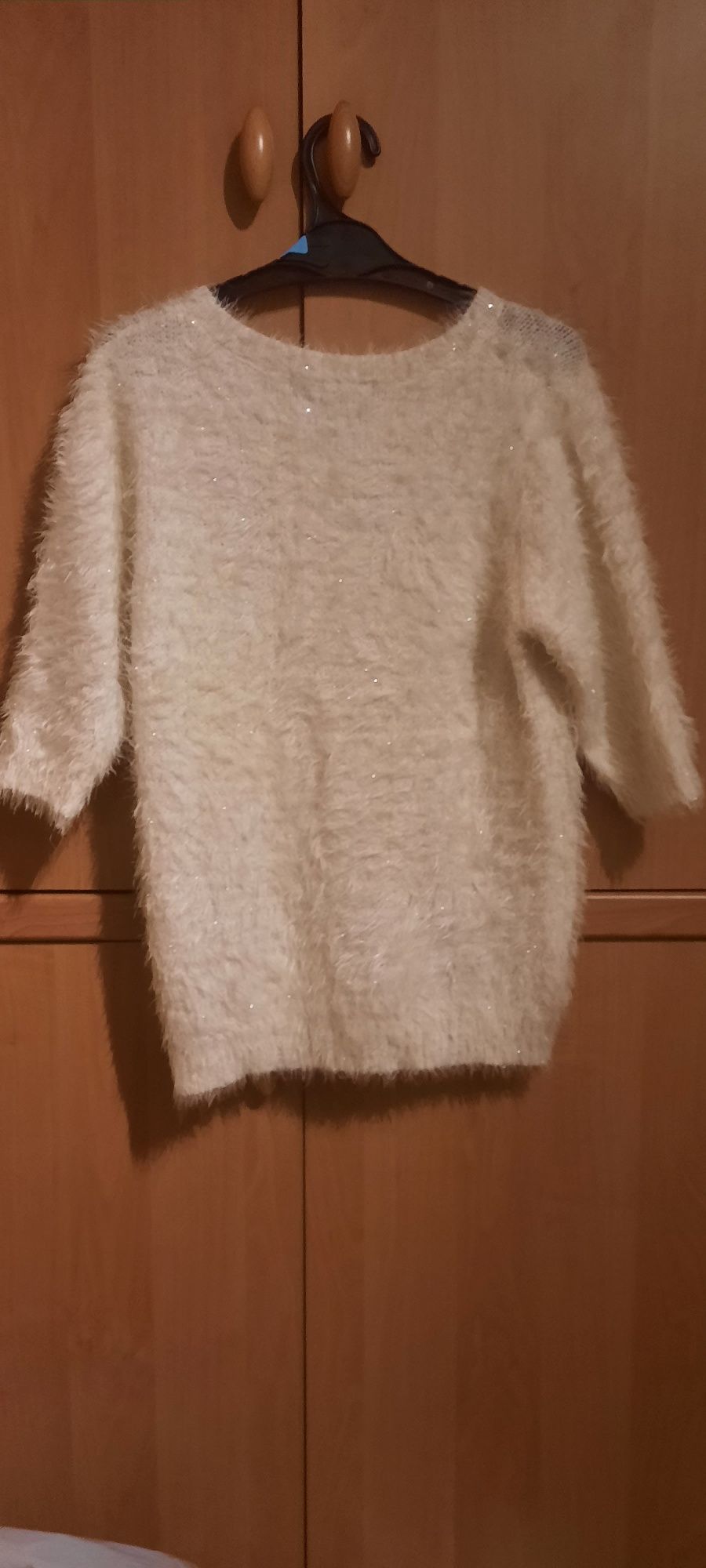 Sprzedam sweter zimowy