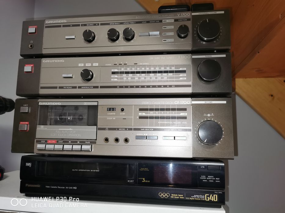 Grundig V1700 plus T1700 plus CF1700