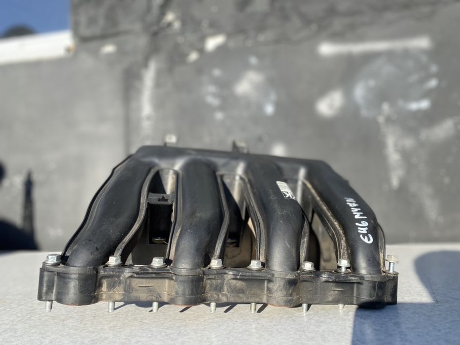 Впускний коллектор BMW E46 M47N 2.0 d Рестайл Колектор БМВ Е46 320 д