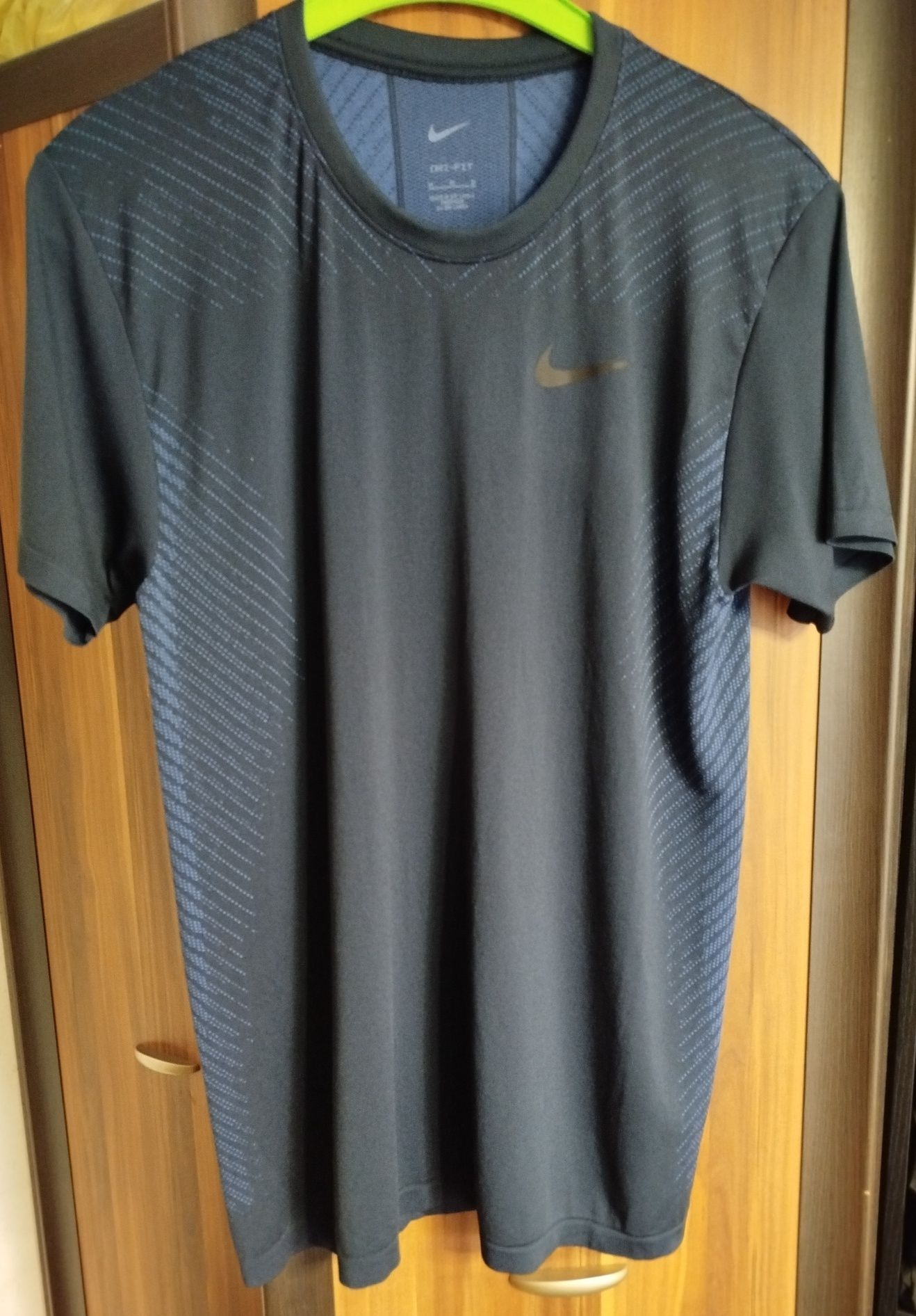 Koszulka męska Nike bezszwowa rozmiar M stan idealny