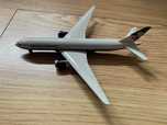 Boeing 777-200 British Airways Herpa 1:500 Com Caixa