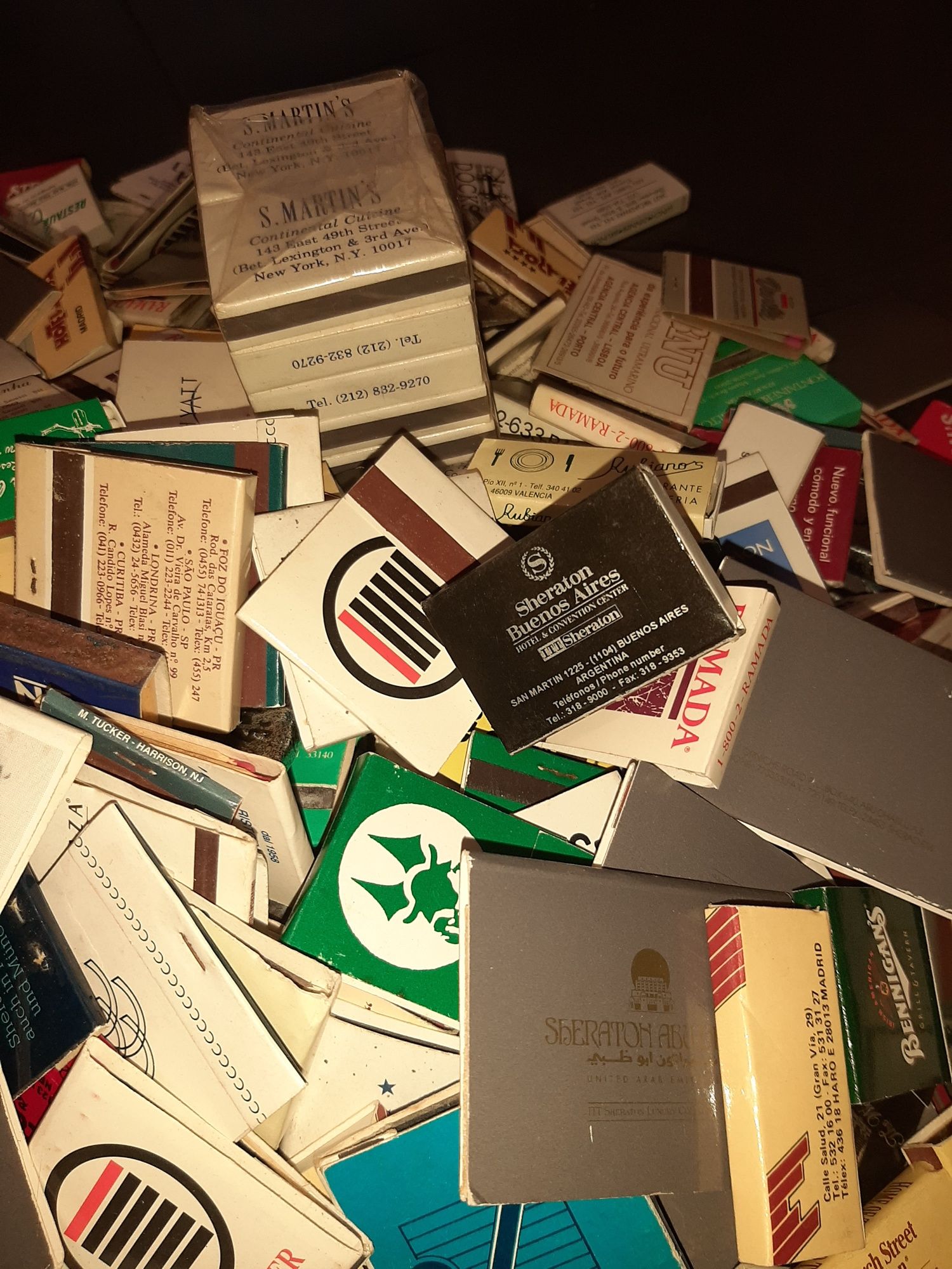 Mais de 1000 Carteiras e Caixas de Fósforos