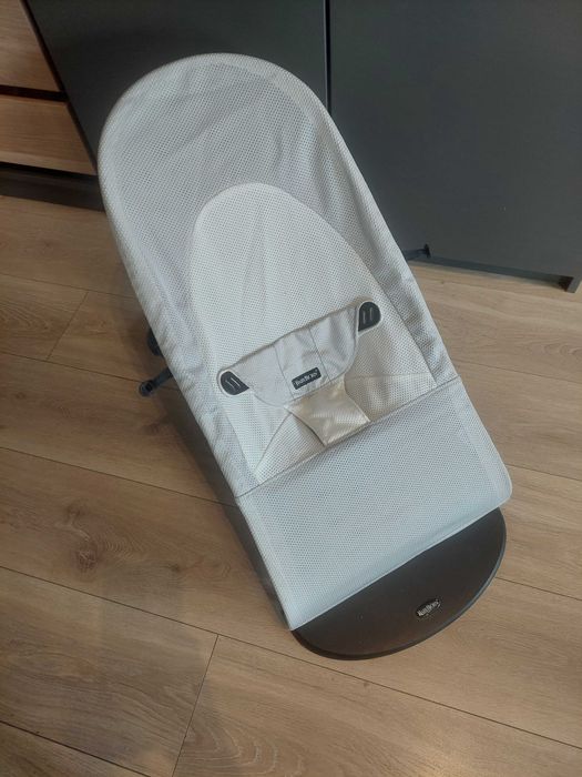 Bujaczek babybjorn szary mesh