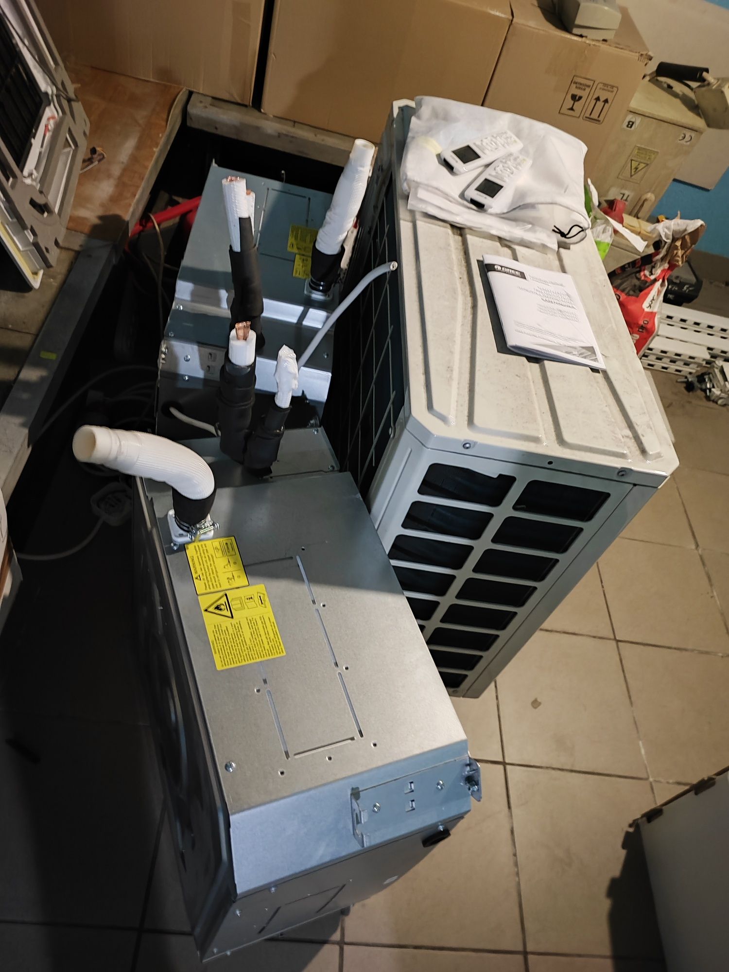 Klimatyzator Gree split jedn. Zewnętrzna 8kw+2xjednostki wewnętrzne
