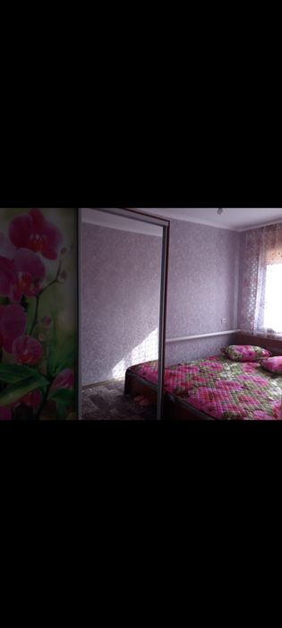 Продам добротный дом. 4 комнаты,ванная,туалет,кухня...