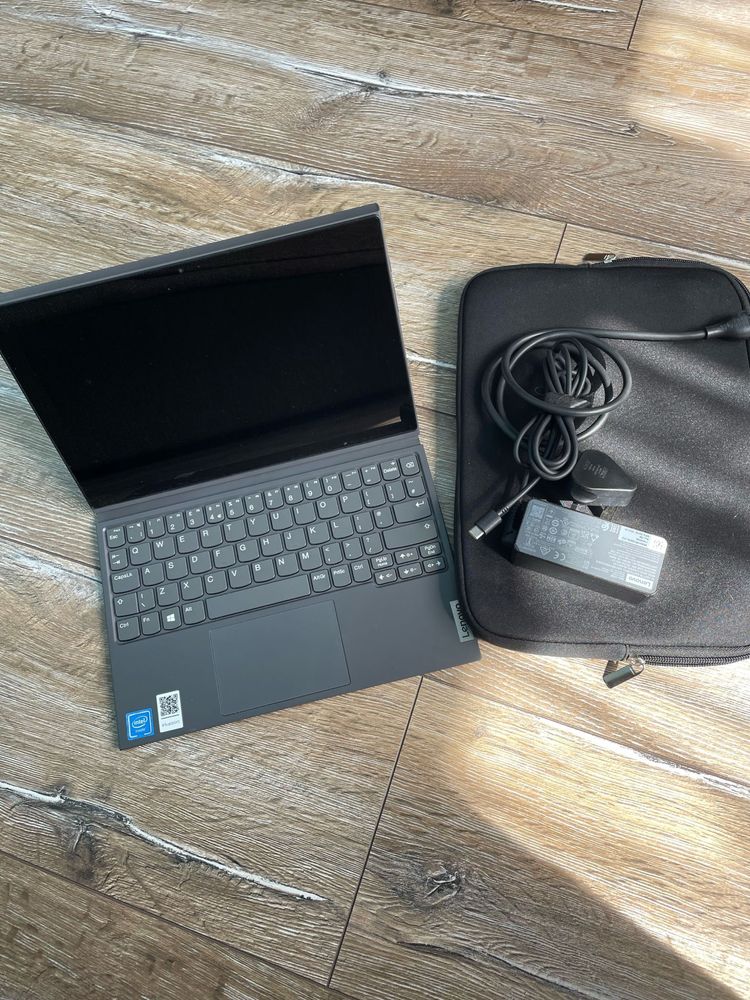 Lenovo IdeaPad Duet 3 10IGL5 Tablet z klawiaturą