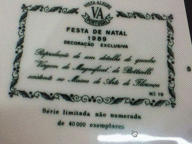 Prato em porcelana Vista Alegre.