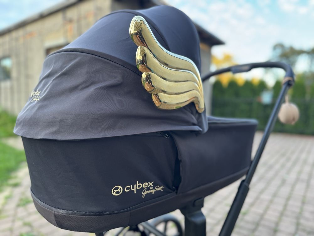 Gondola Cybex Priam 4.0 Wings by Jeremy Scott