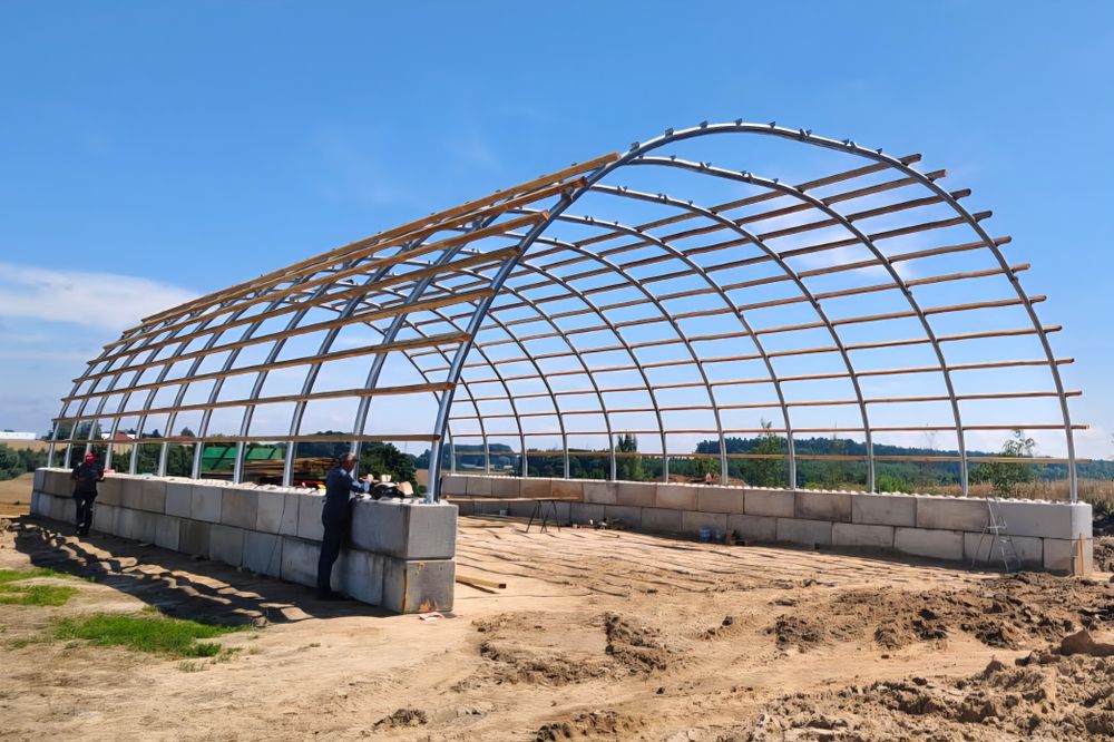 Hala łukowa 12 x 30m magazyn obora bydło garaż wiata rolnicza