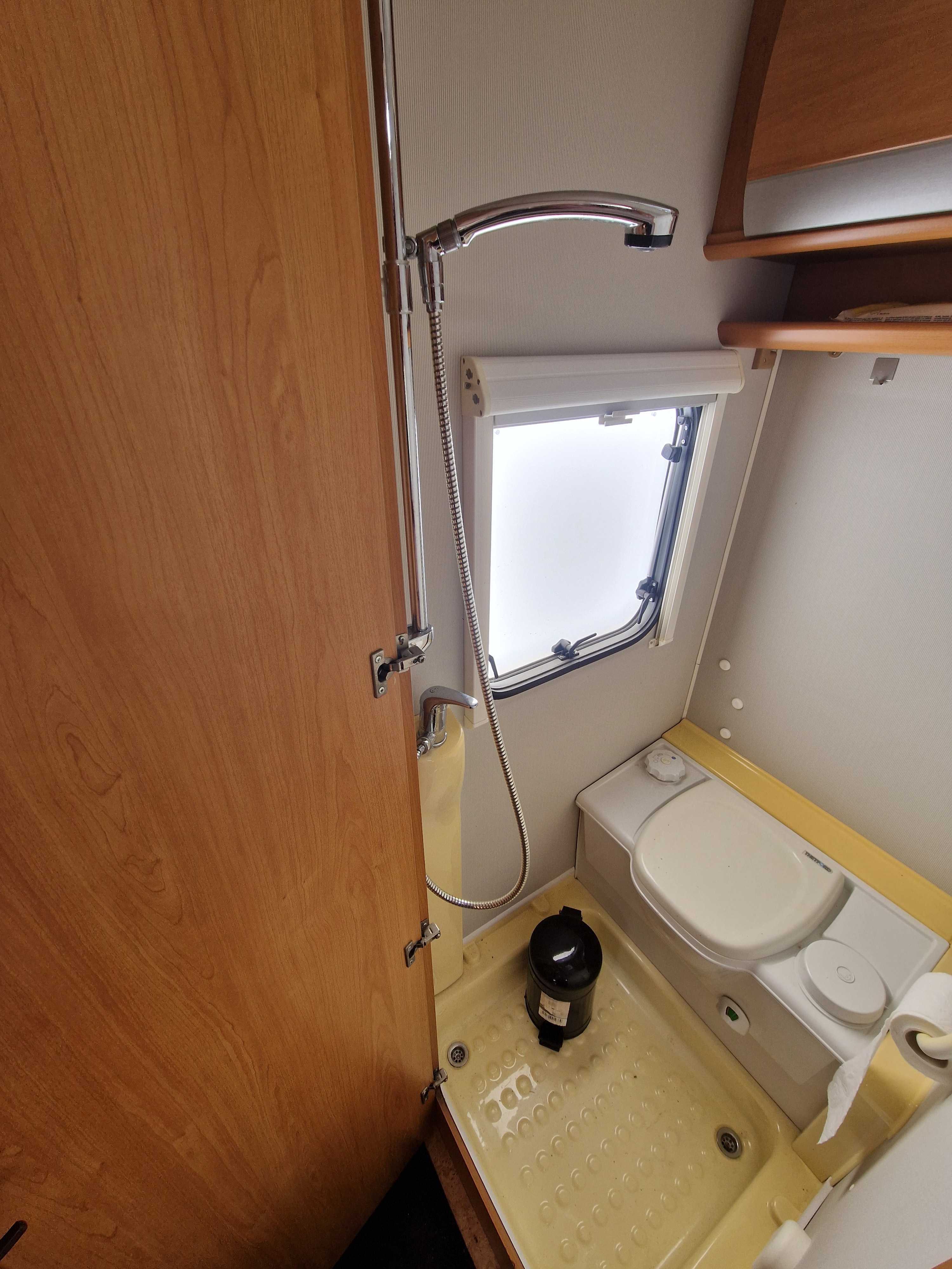 Dethleffs 460 z 2005r Frans Bed Mover Prysznic Przedsionek