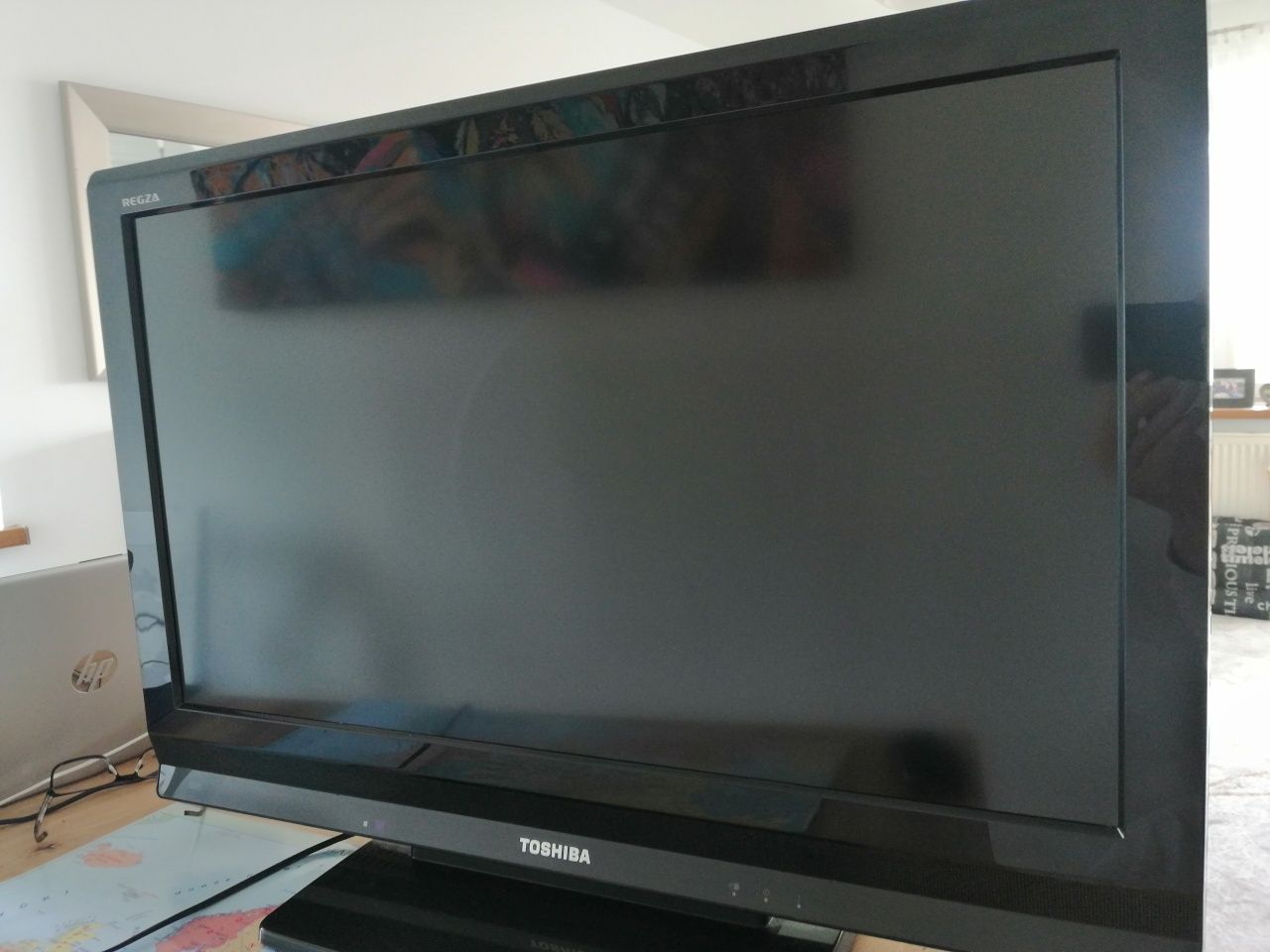 Telewizor TOSHIBA 32 cale LCD 32AV635D
