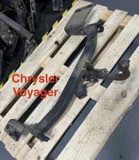 Chrysler Voyager engate de reboque
