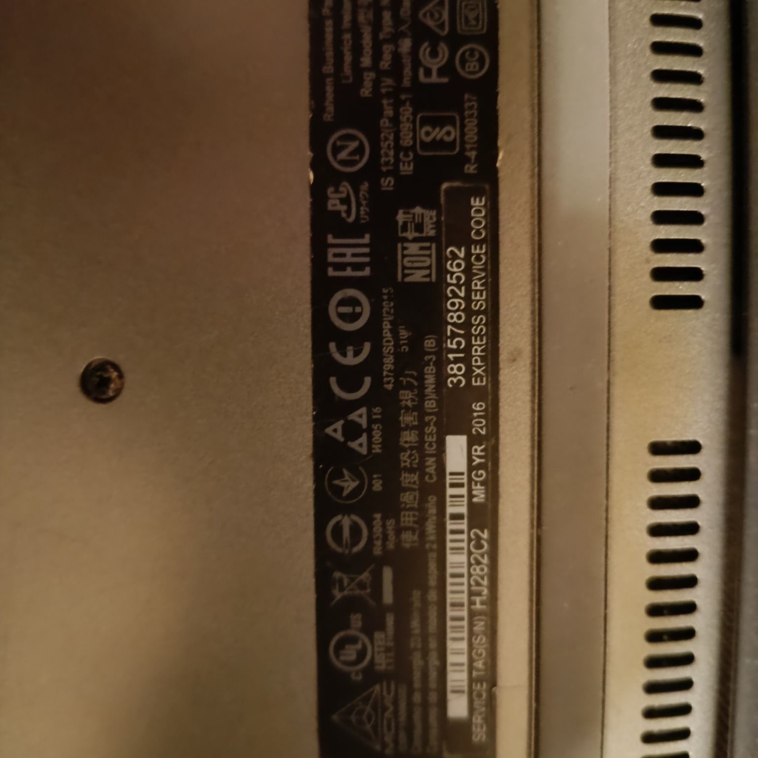 Dell Inspiron 15 seria 5000 idealny dotykowy ekran