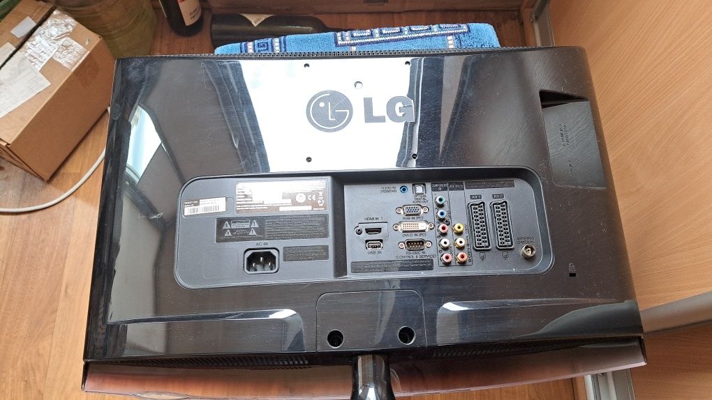 Монітор LG Flatron M2262D (не робочий)