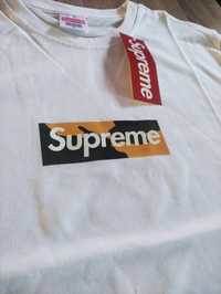 T-shirt Supreme nova