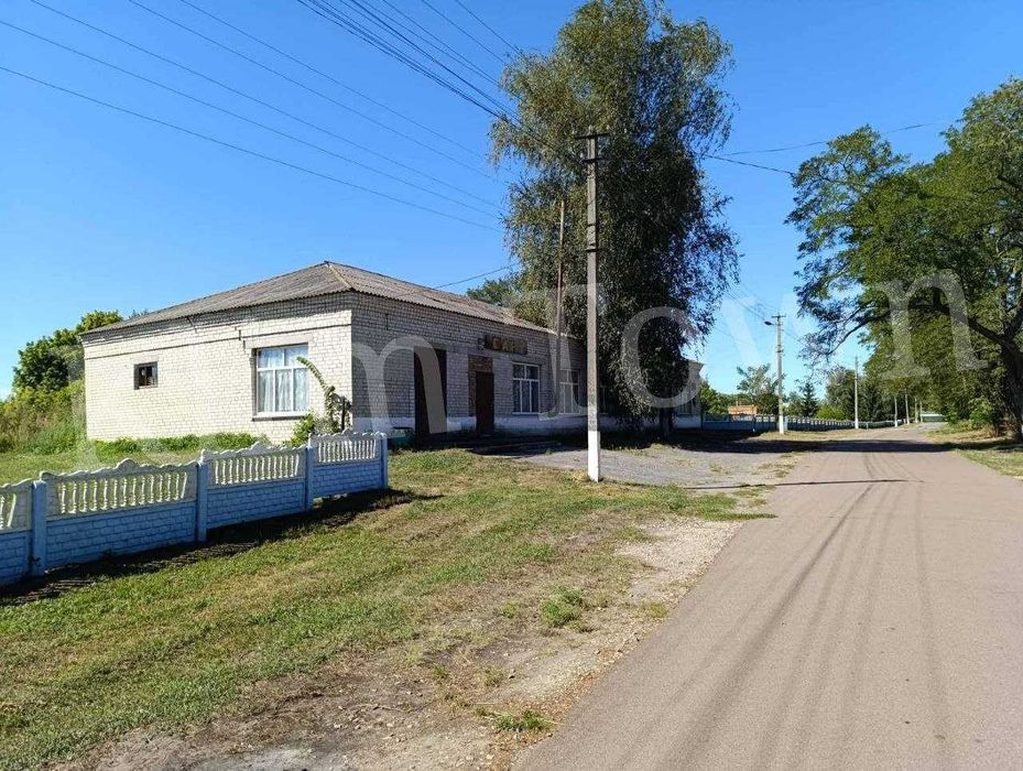 Продаж будівлі у с. Помоклі