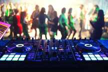 DJ Casamento / Aniversario / Batizado / Eventos / Entre outros...