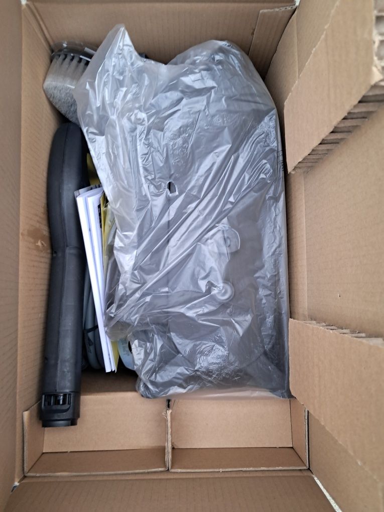 Myjka wysokociśnienowa Karcher K silent nowa