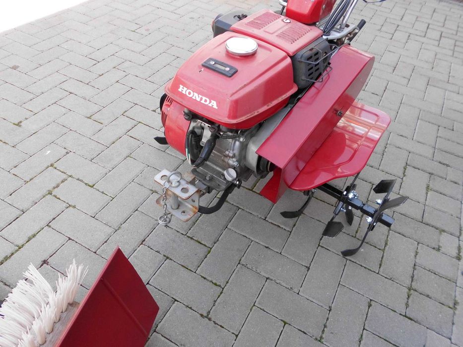 Profesjonalna zamiatarka-glebogryzarka spalinowa  Honda 5,5 HP -100 cm