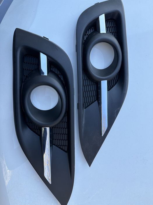 Заглушка противотуманной фары Honda CRV, Audi Q5, Chevrolet Impala