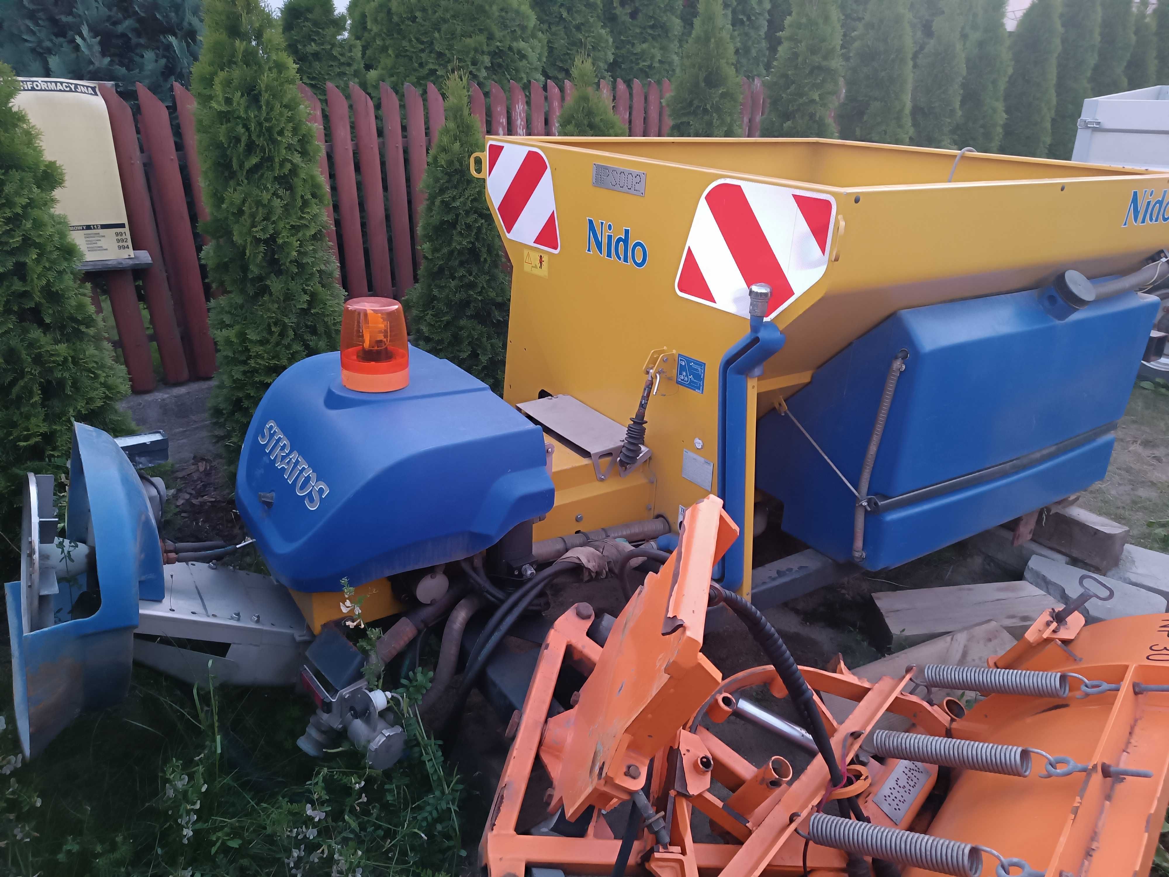 Multicar Boschung wywrotka 4x4 zestaw pług solarka Nido