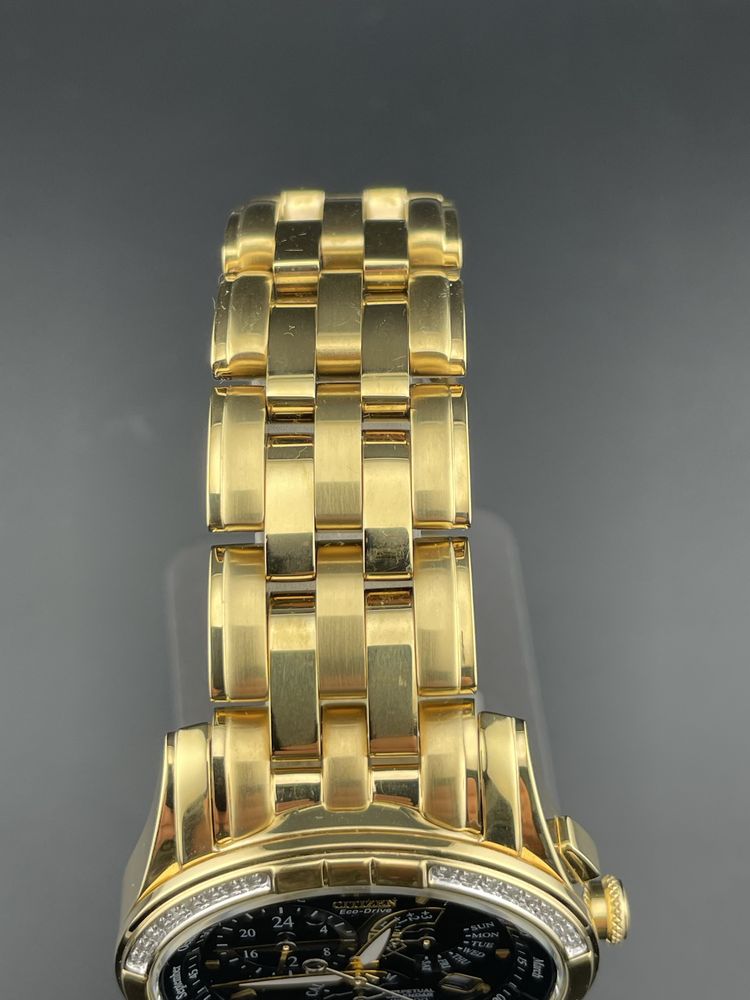 Zegsrek męski Citizen EcoDrive Diamonds wieczny kalendarz