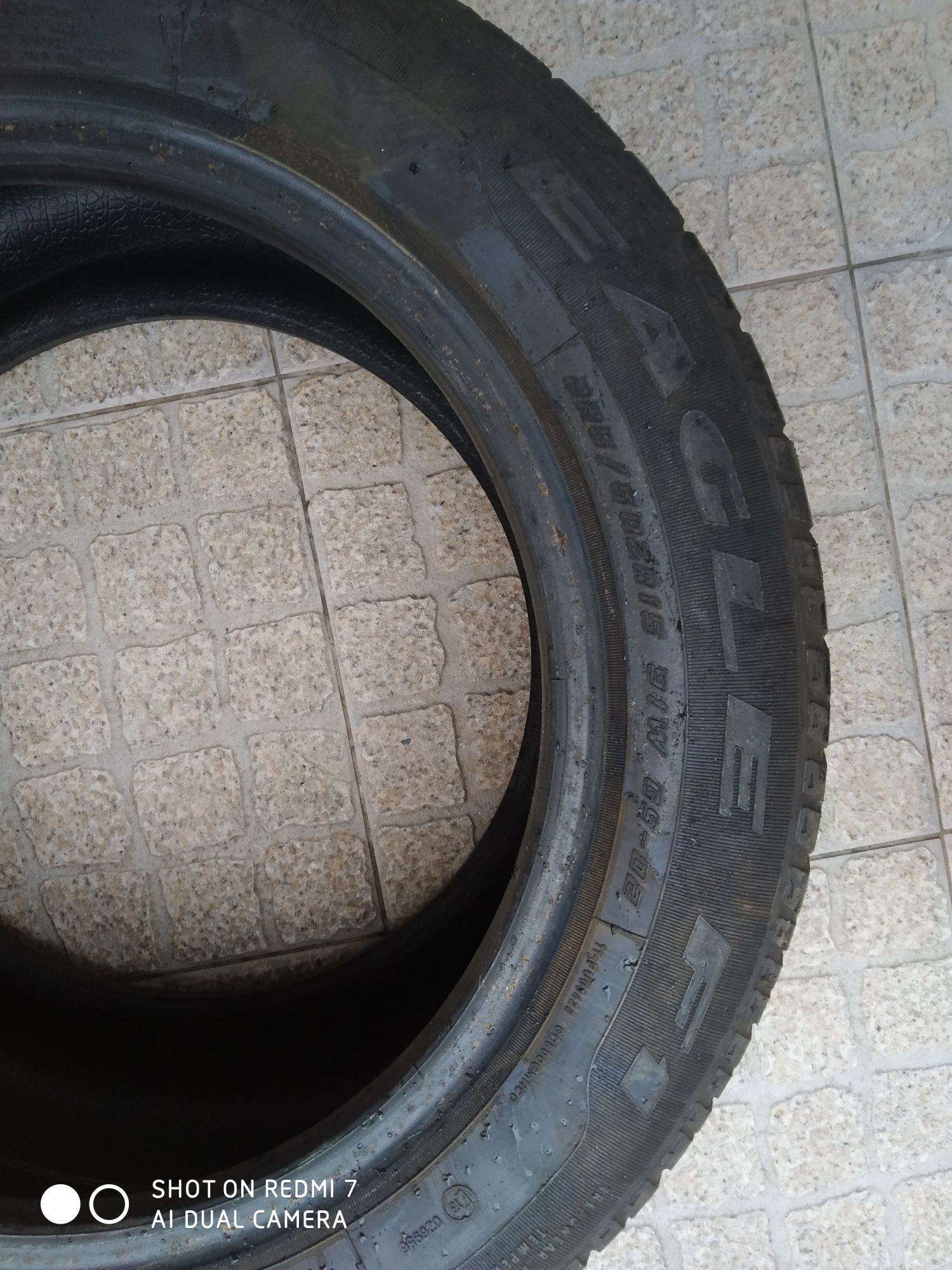 Vendo 4 pneus Goodyear Eagle F1 225 / 50ZR15 91w GS-02