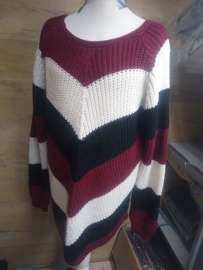 Sweter 3kolory produkcja włoska BAY wyprzedaż